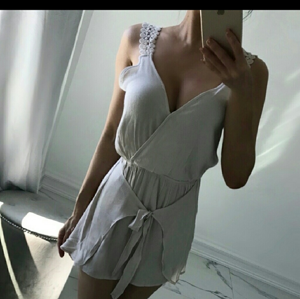 Reposh. I purchase from The Room. Cute Romper.